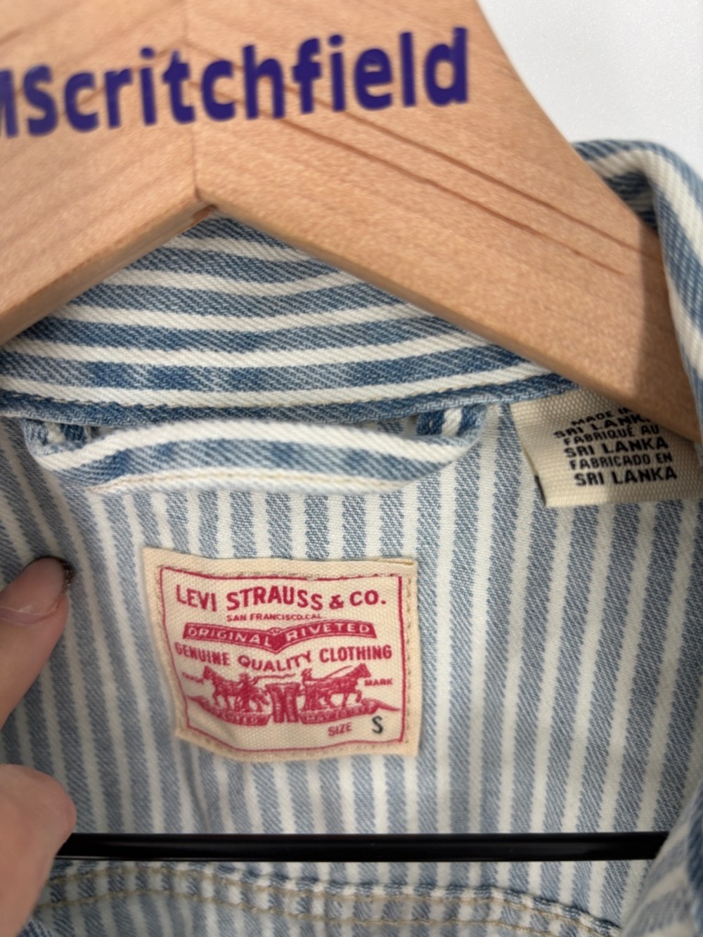 Levi’s small pinstripe railroad vest denim jean - Picture 2 of 4